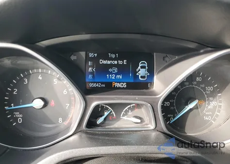 2015 Ford Focus Titanium z USA, uszkodzony, nr VIN 1FADP3N25FL268936